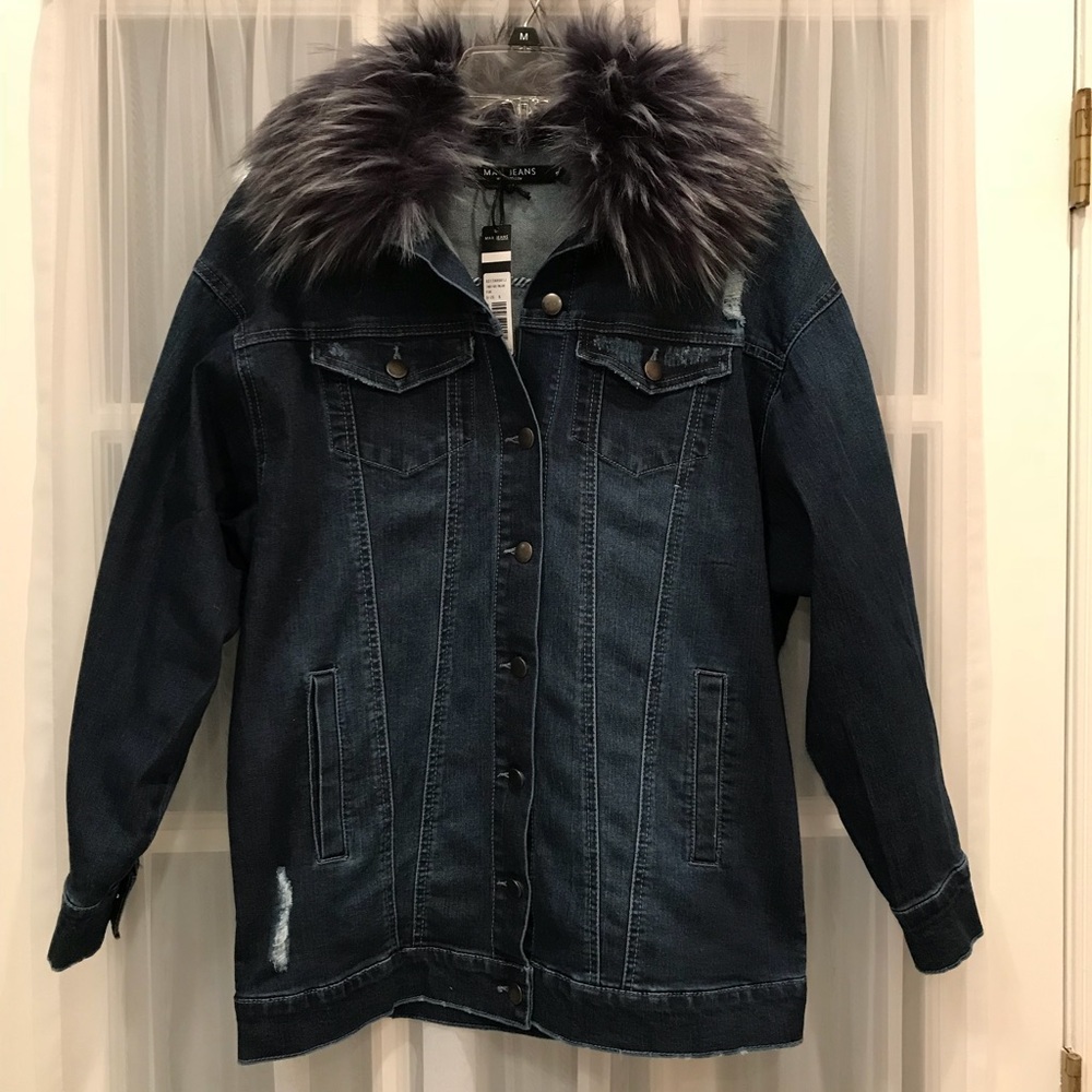 🤑🤑NWT JEAN JACKET WITH FAUX FUR REMOVABLE COLLAR